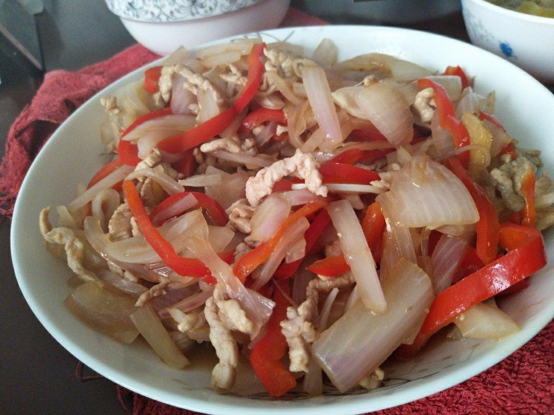 洋葱炒肉