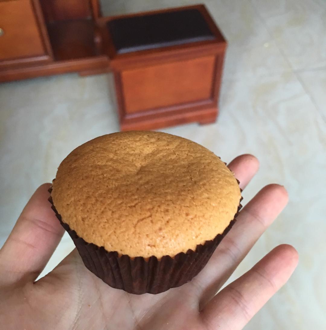 海绵纸杯蛋糕