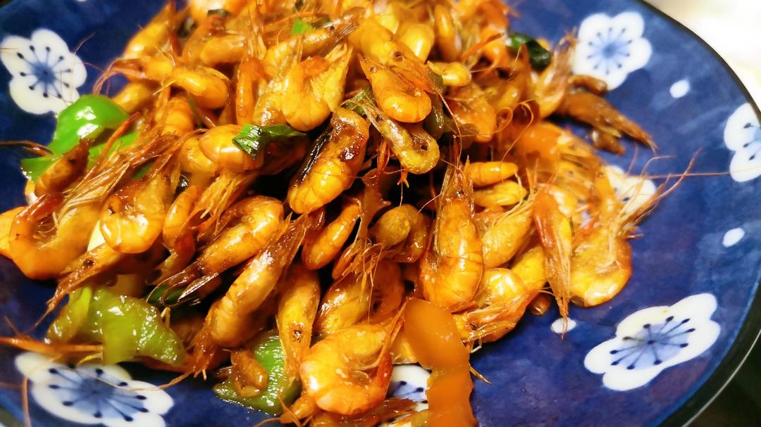 爆炒小河虾