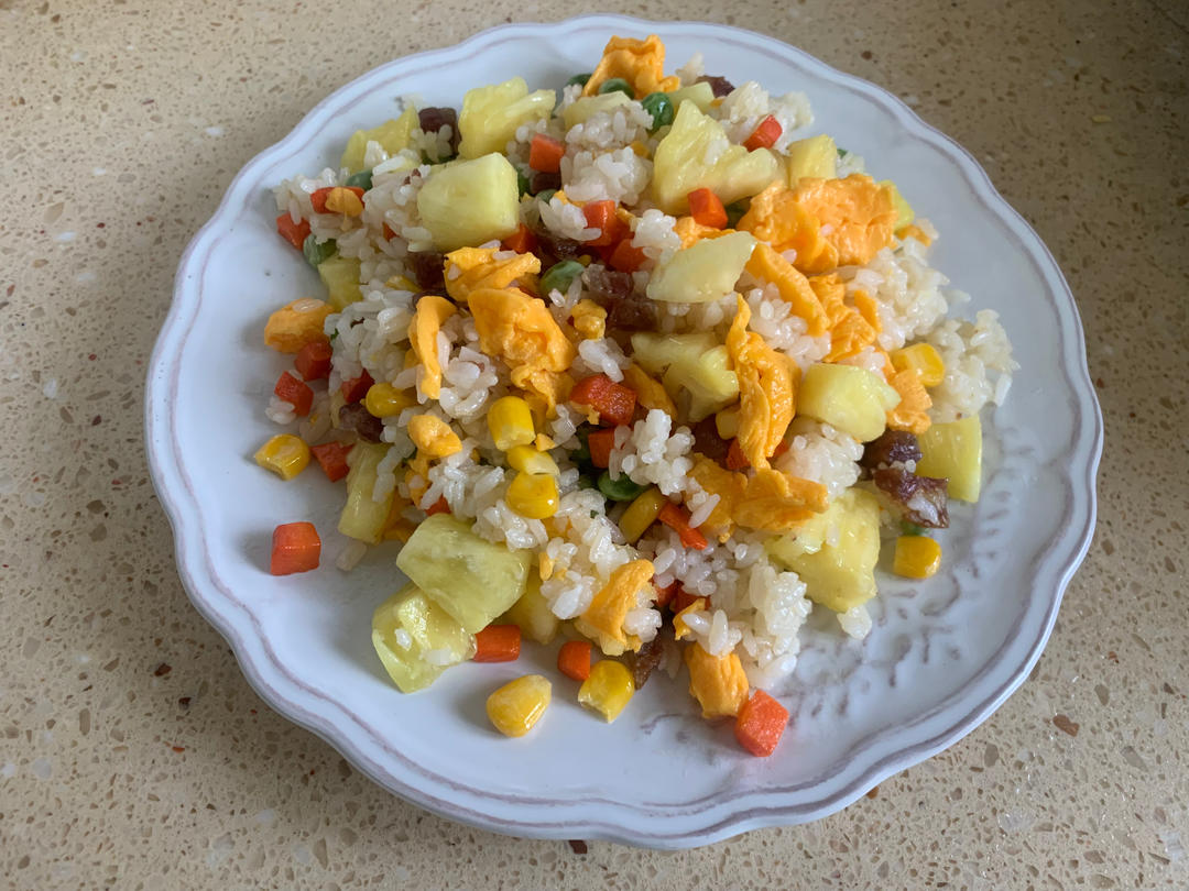 菠萝炒饭