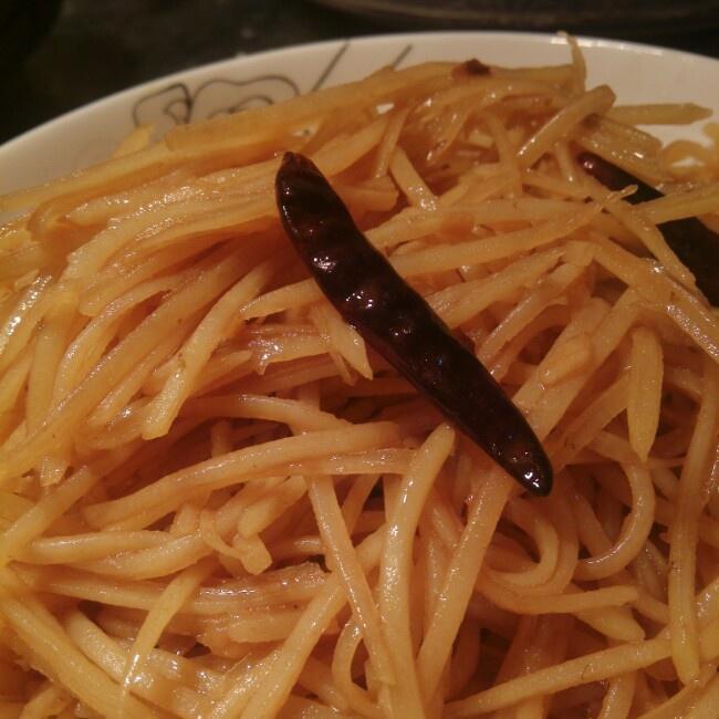 醋溜儿土豆丝儿的做法