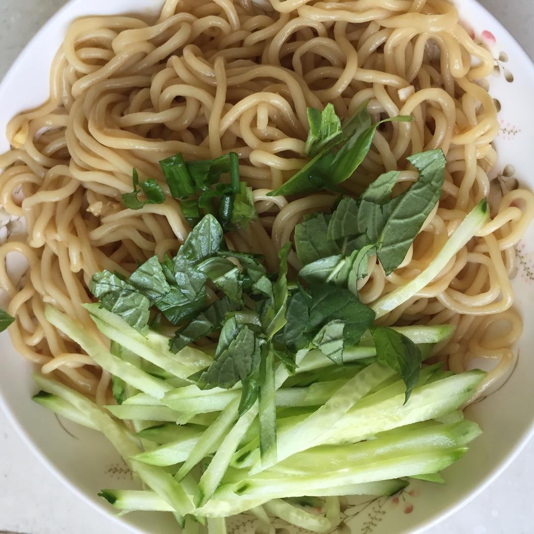 川味·鸡丝凉面