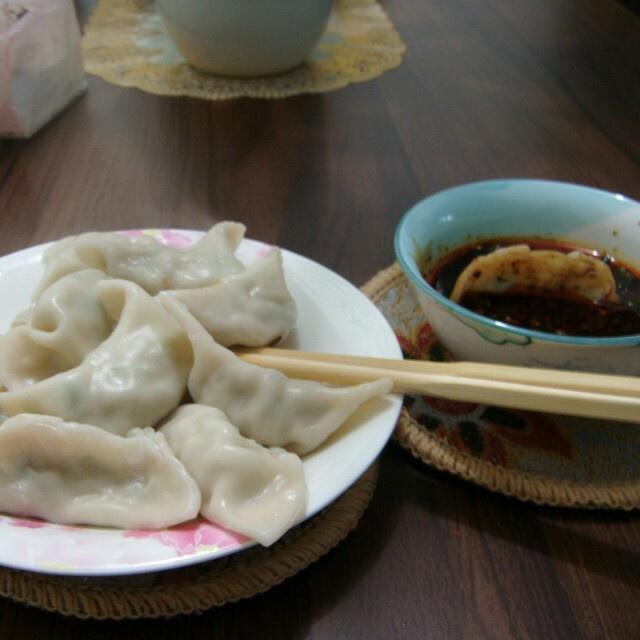 芹菜干香菇猪肉馅儿饺子（自然健康版）的做法 步骤4