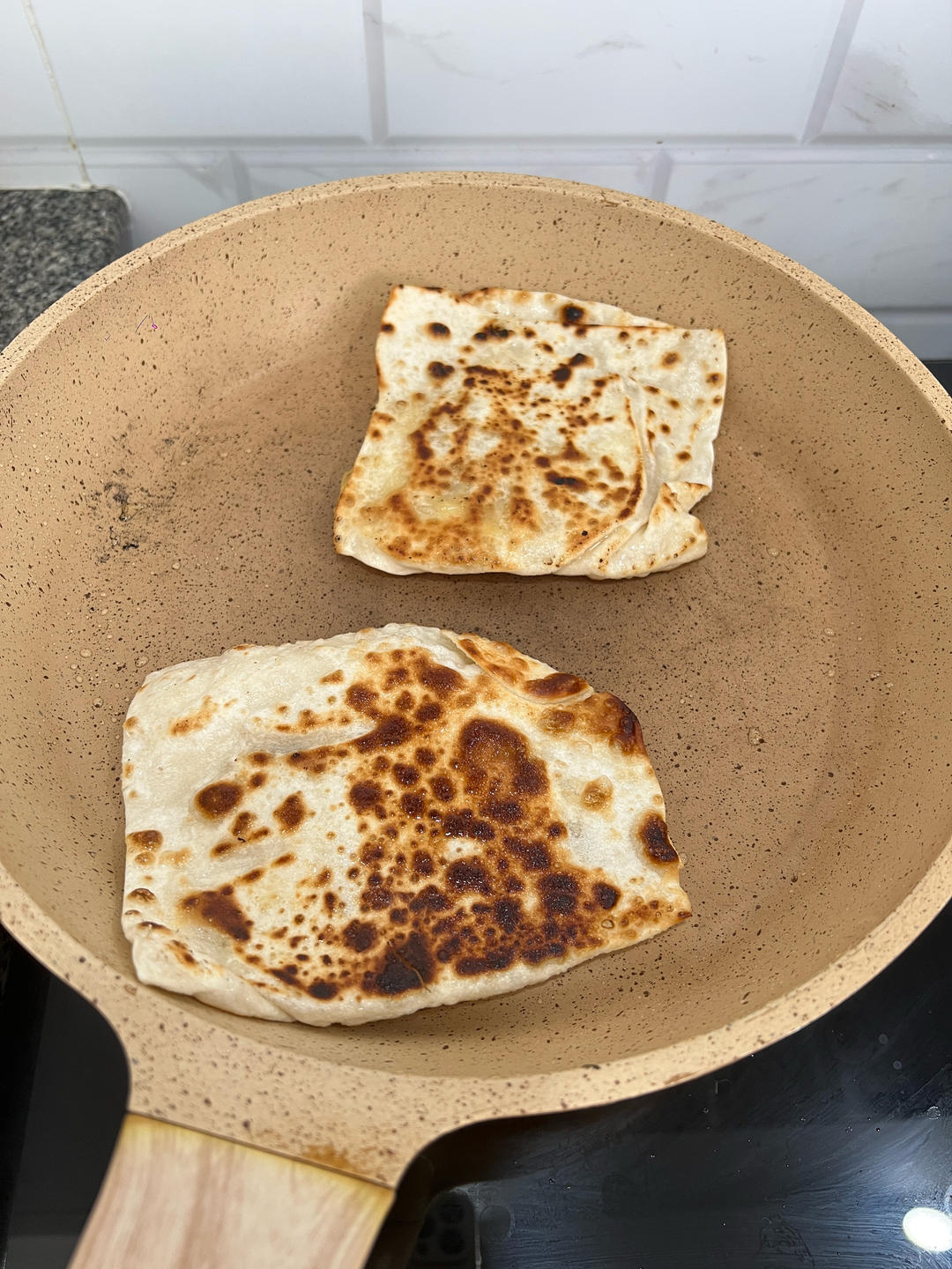 在家就可以做的香蕉飞饼 无敌好吃的香蕉煎饼 😋