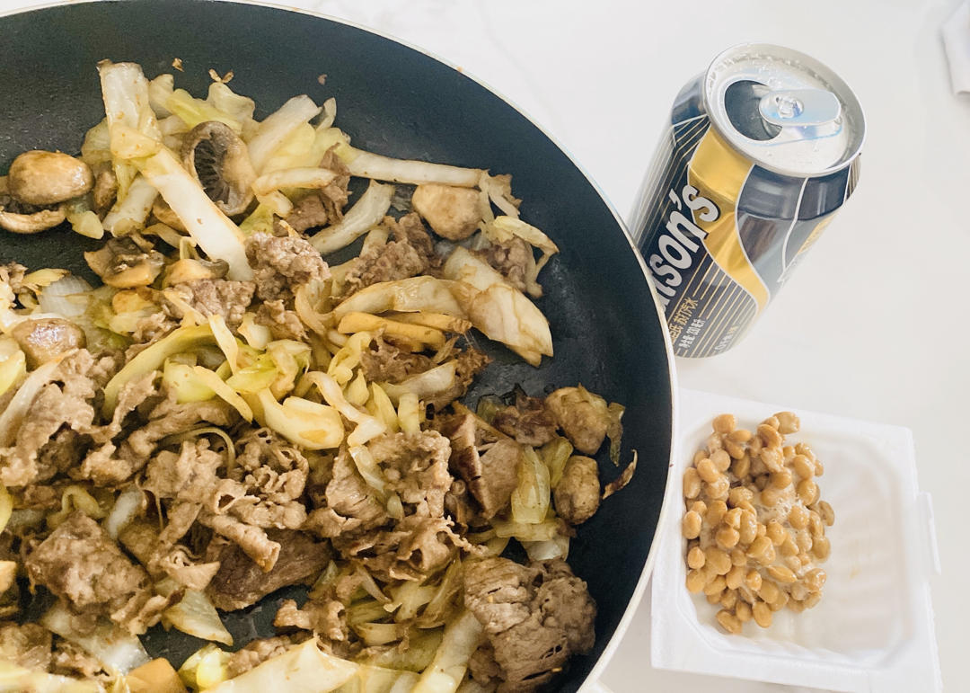 这大概是最接近日料店的照烧肥牛饭了