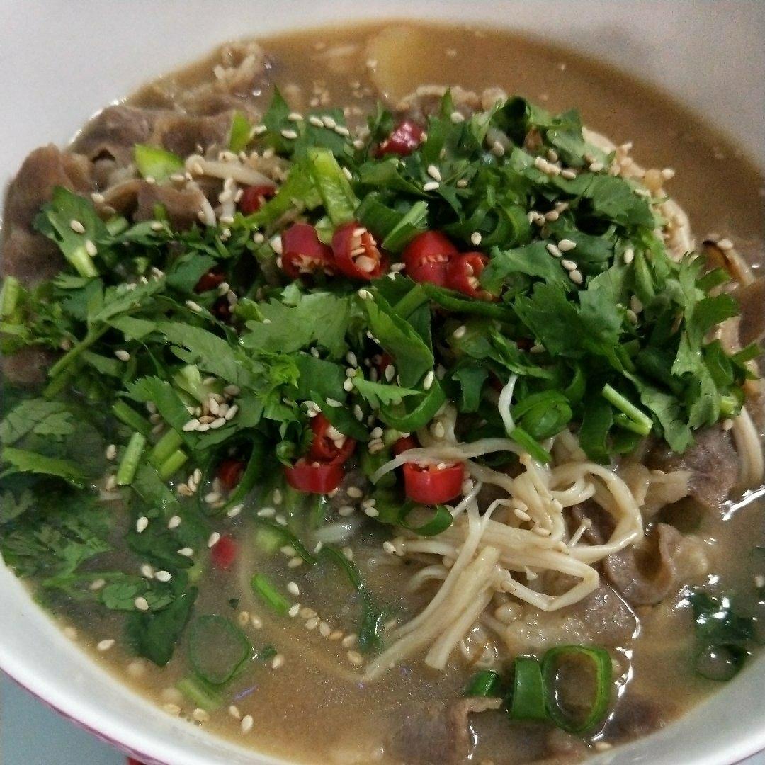 肥牛金针菇