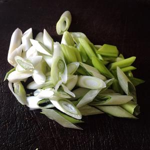 泡椒炒猪肝菠菜的做法 步骤4