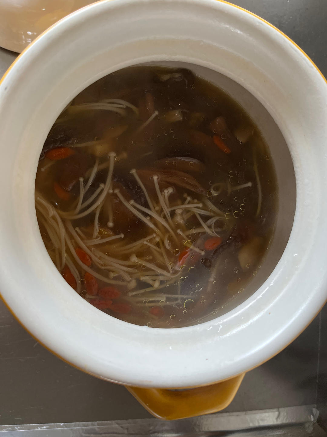 鲜到起飞的菌菇汤！不好喝不要钱！