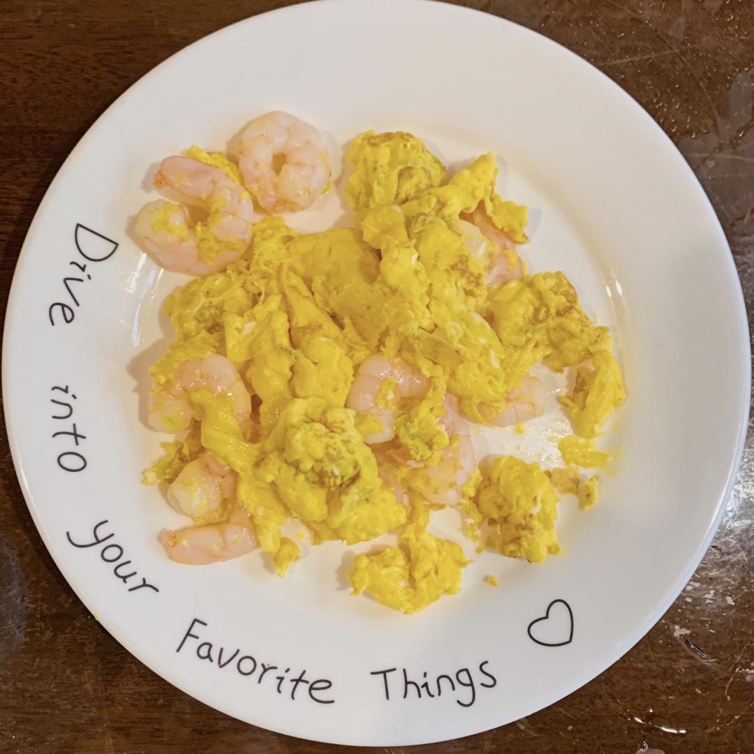 嫩滑鲜美的虾仁炒鸡蛋—简单、快手