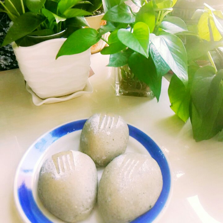 黑芝麻粉面包