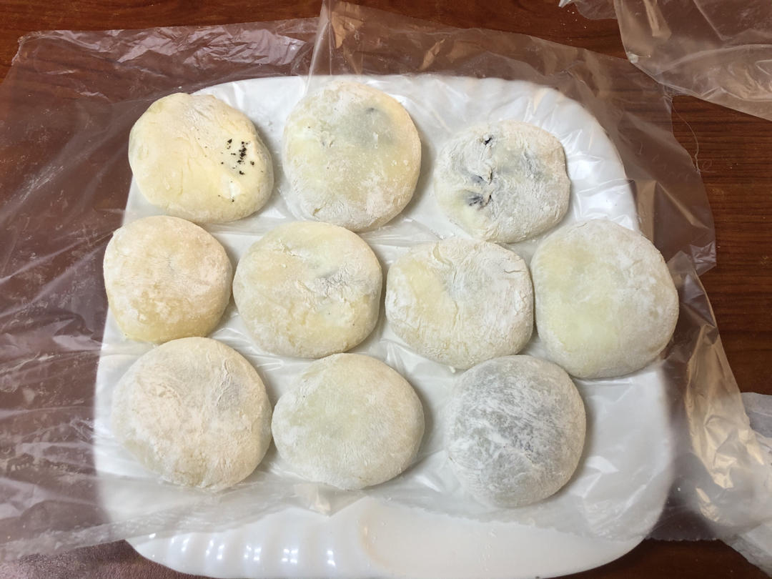 腹黑白胖子——奥利奥雪媚娘