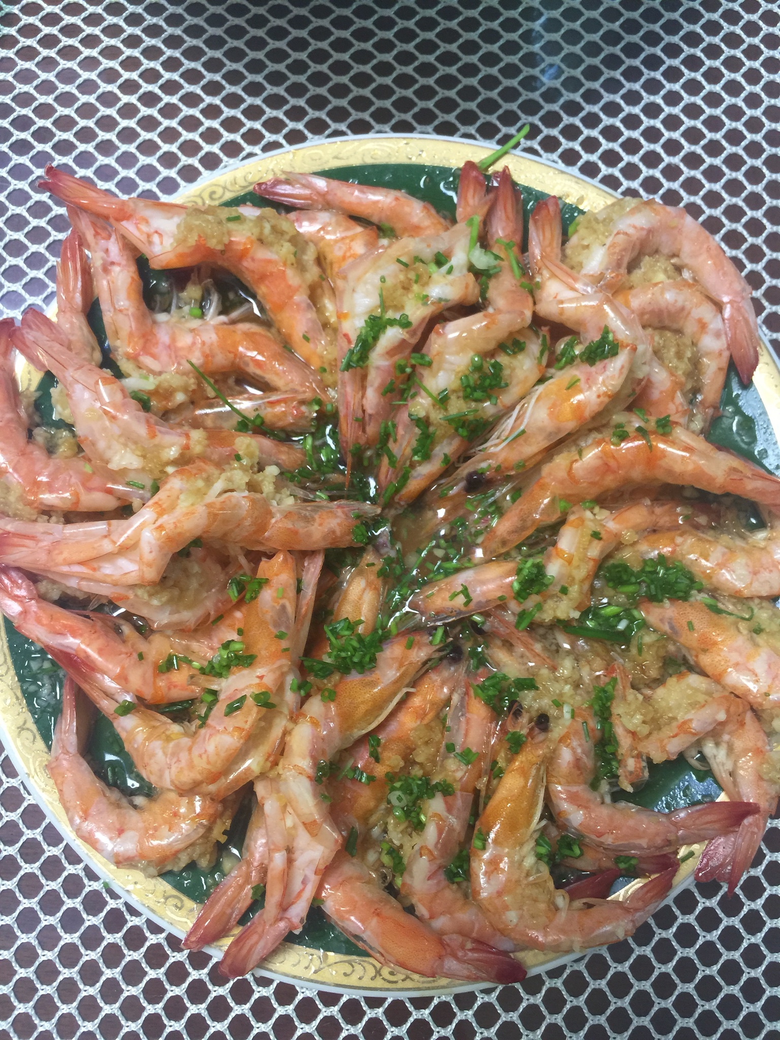 广式蒜蓉蒸虾的做法
