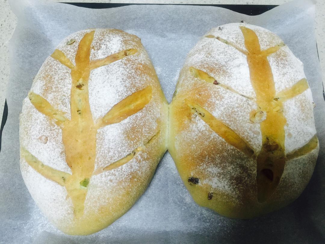 坚果面包的做法