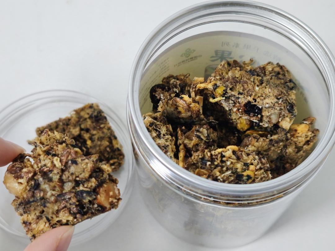 微波炉5分钟★鸡蛋燕麦饼干★口感松脆