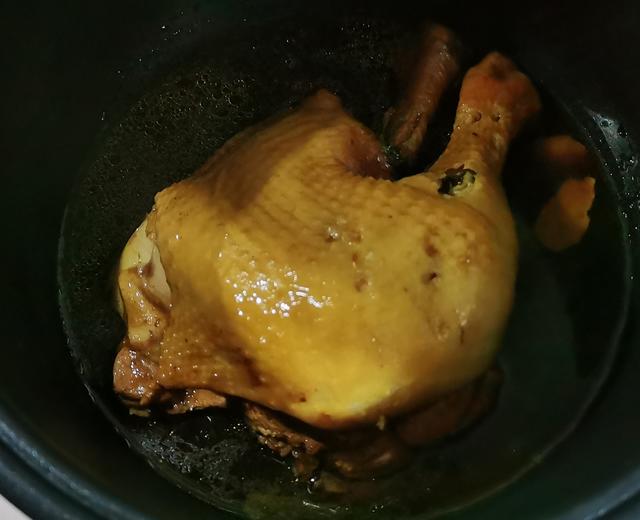 现学现卖电饭煲酱油鸡😁的做法