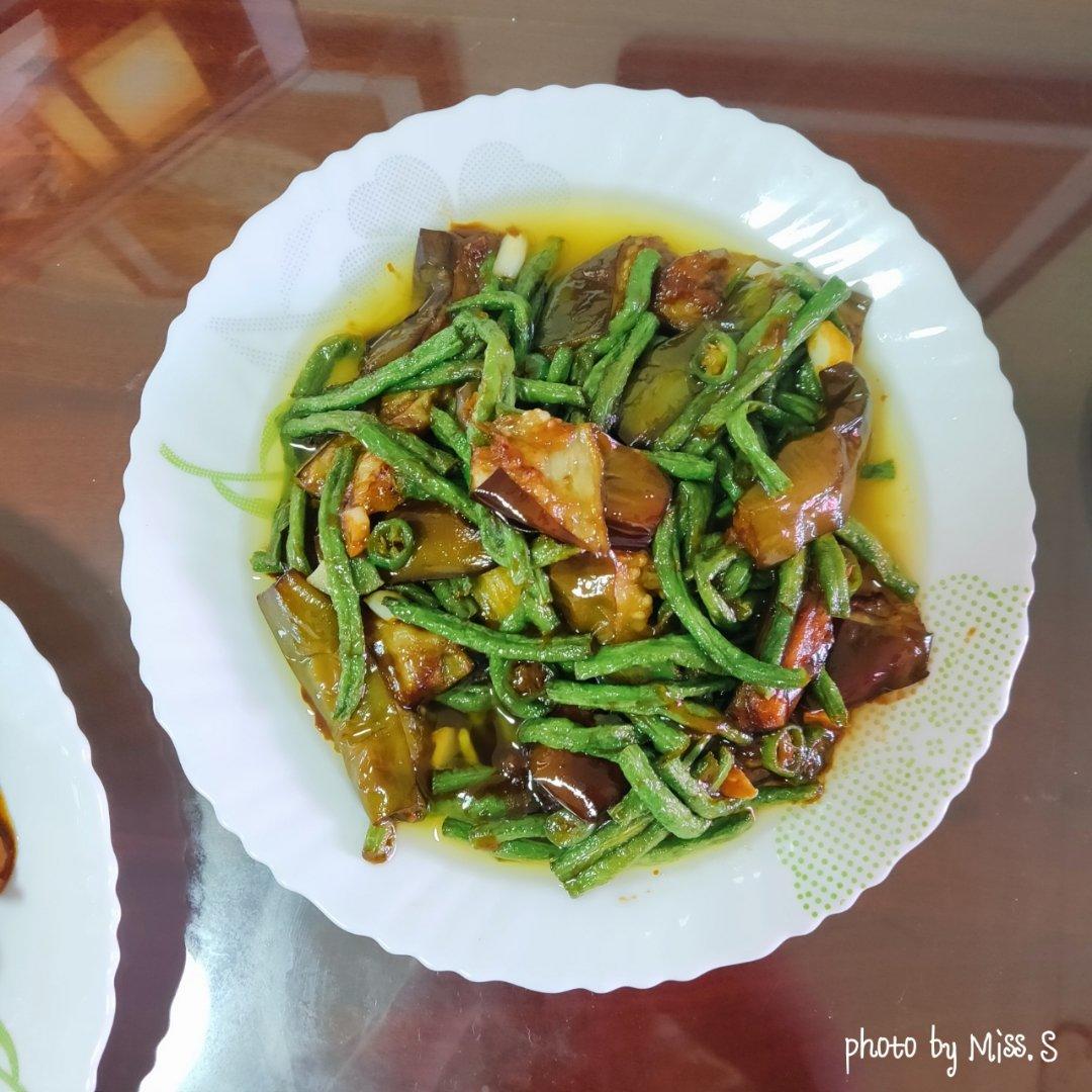 【茄子烧豆角】小心你的米饭，这道菜容易吃太饱！