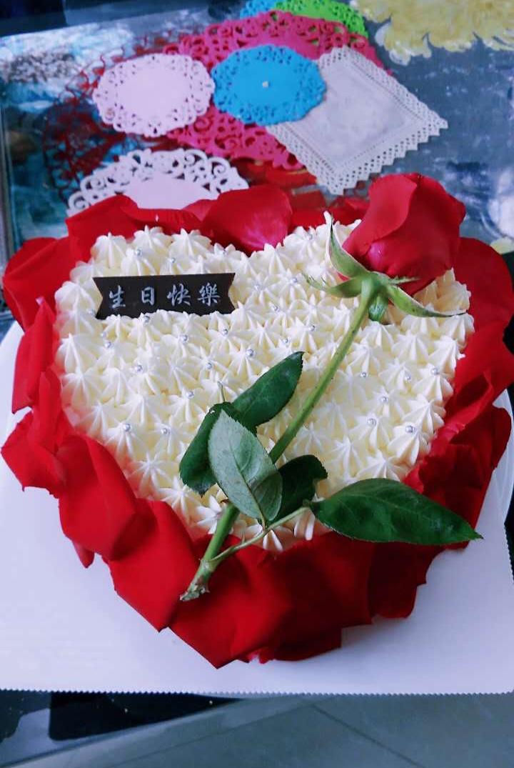 玫瑰蛋糕