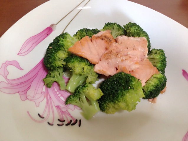 无油香煎三文鱼