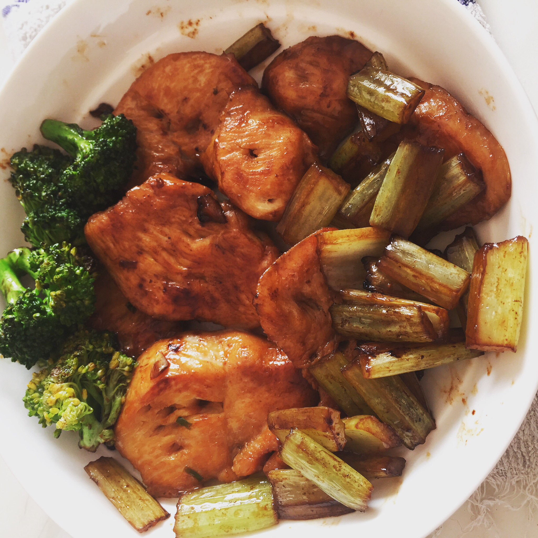 酷炫屌炸天好吃的煎鸡胸肉（香蒜蜂蜜煎鸡胸肉）