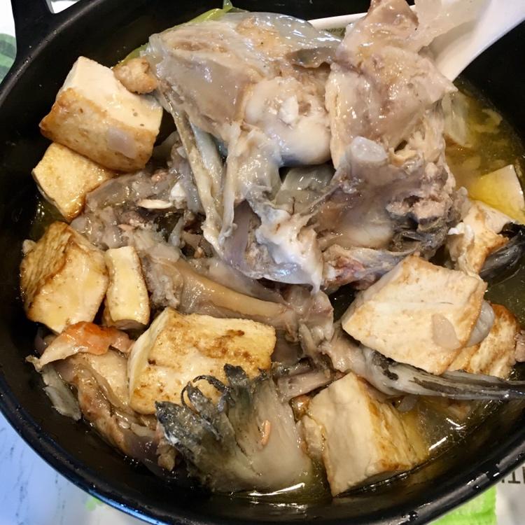 三文鱼头豆腐汤