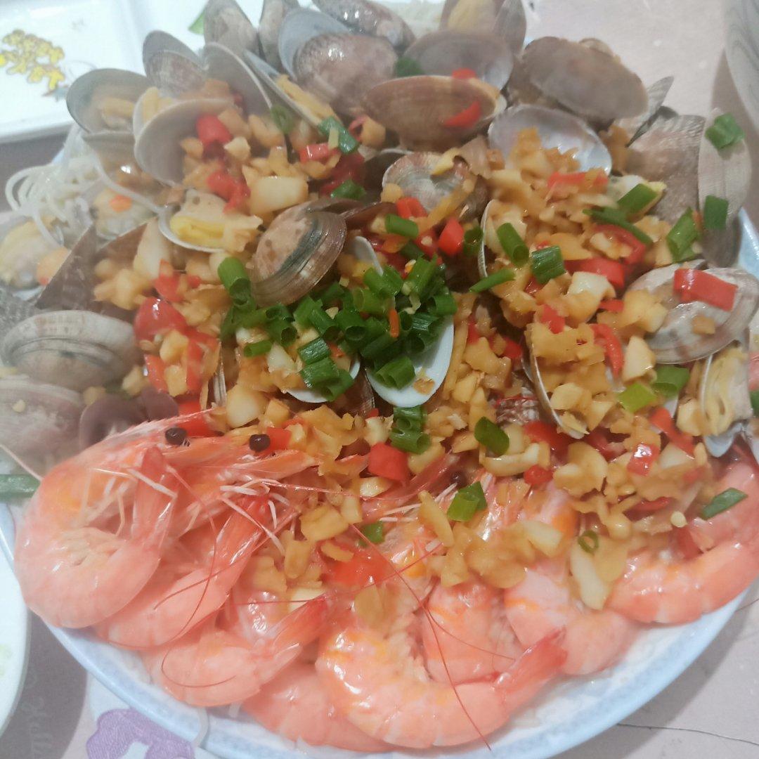 蒜蓉粉丝蒸双鲜（蒜蓉粉丝蒸花甲虾）