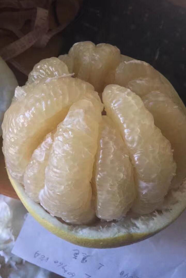 巧剥柚子皮