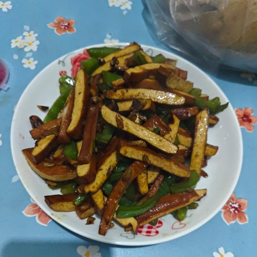 青椒炒豆干