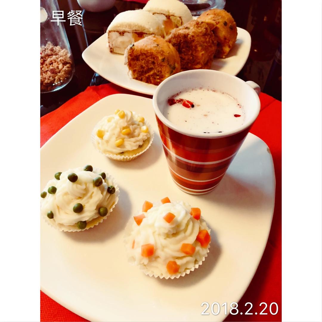 【少粉少油无糖】快手松软的土豆玛芬杯子蛋糕