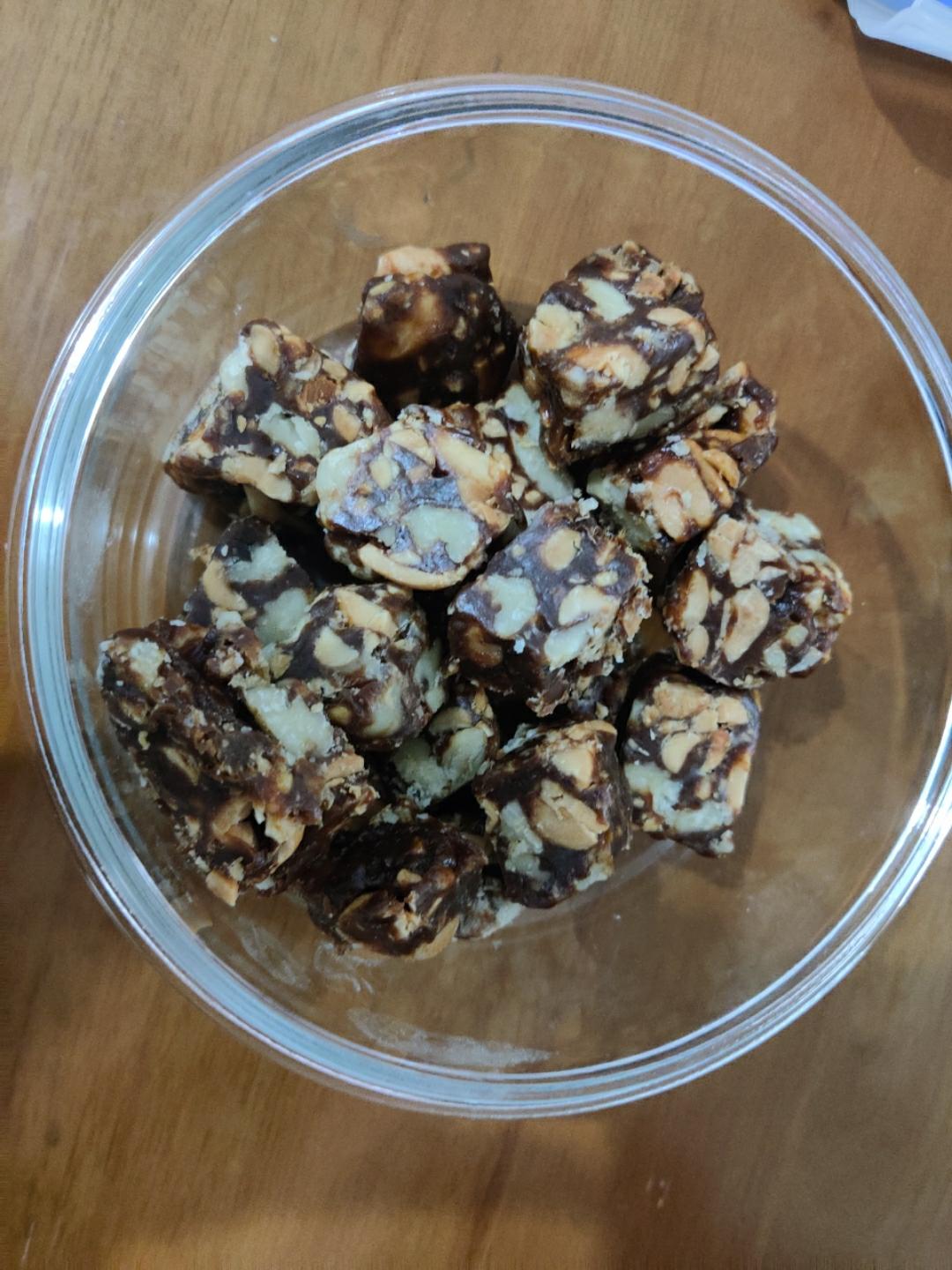 咖啡榛子杏仁太妃糖