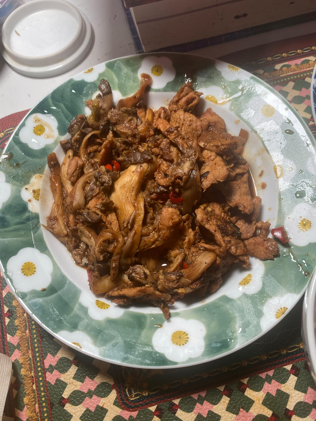 平菇炒肉（鲜香）