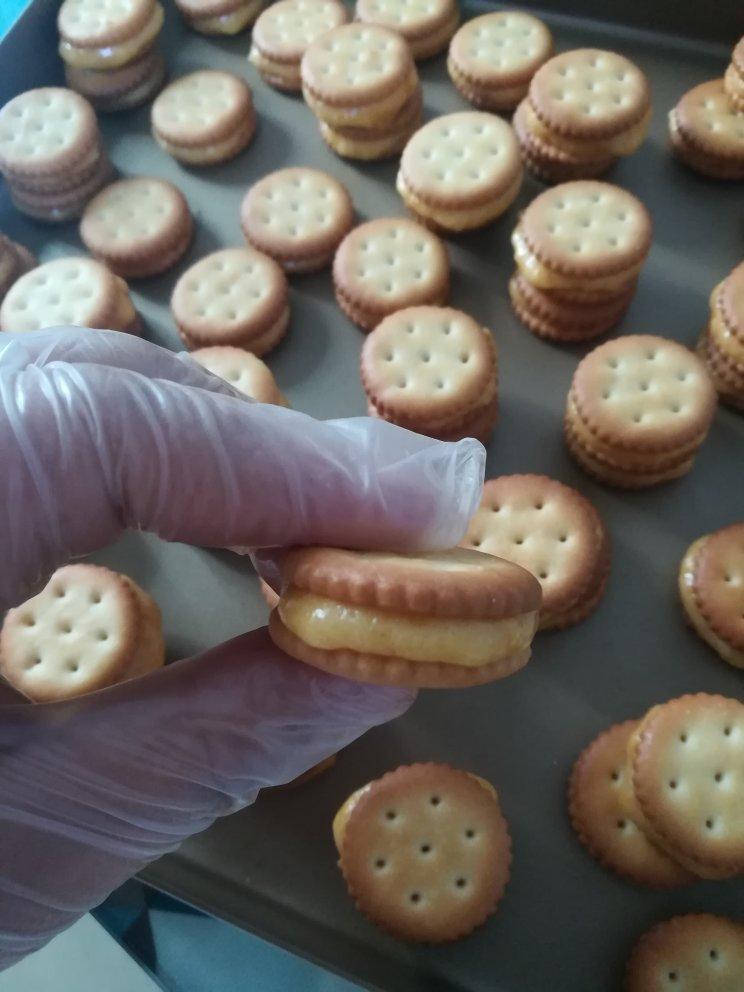 咸蛋黄牛扎饼干（简单版）