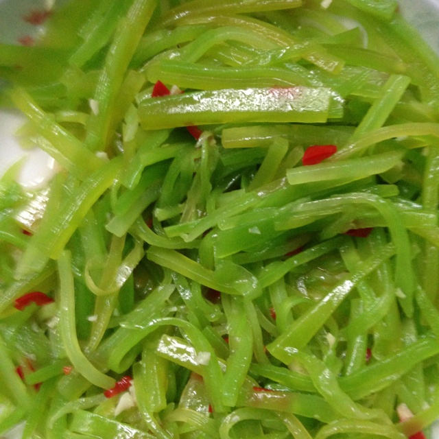 凉拌莴笋丝