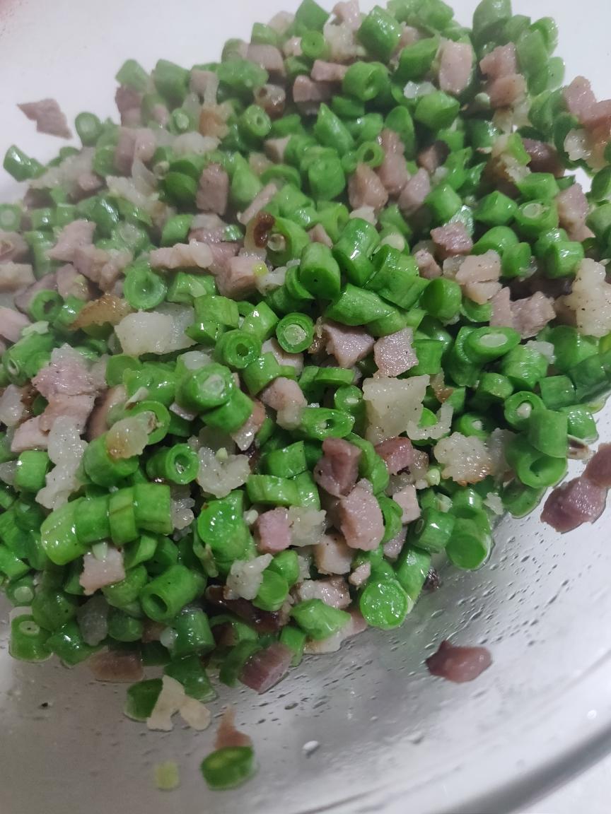 包子馅儿（豇豆腊肉馅儿）