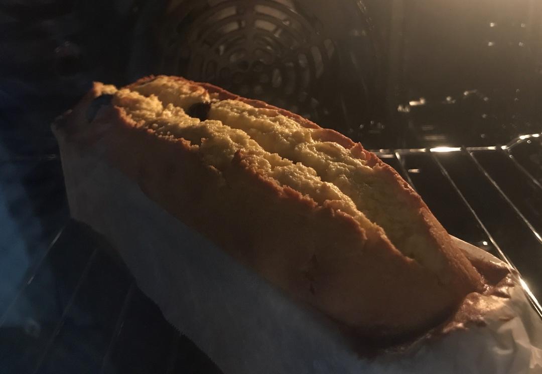 丰富的香气——柠檬蓝莓意式奶酪磅蛋糕