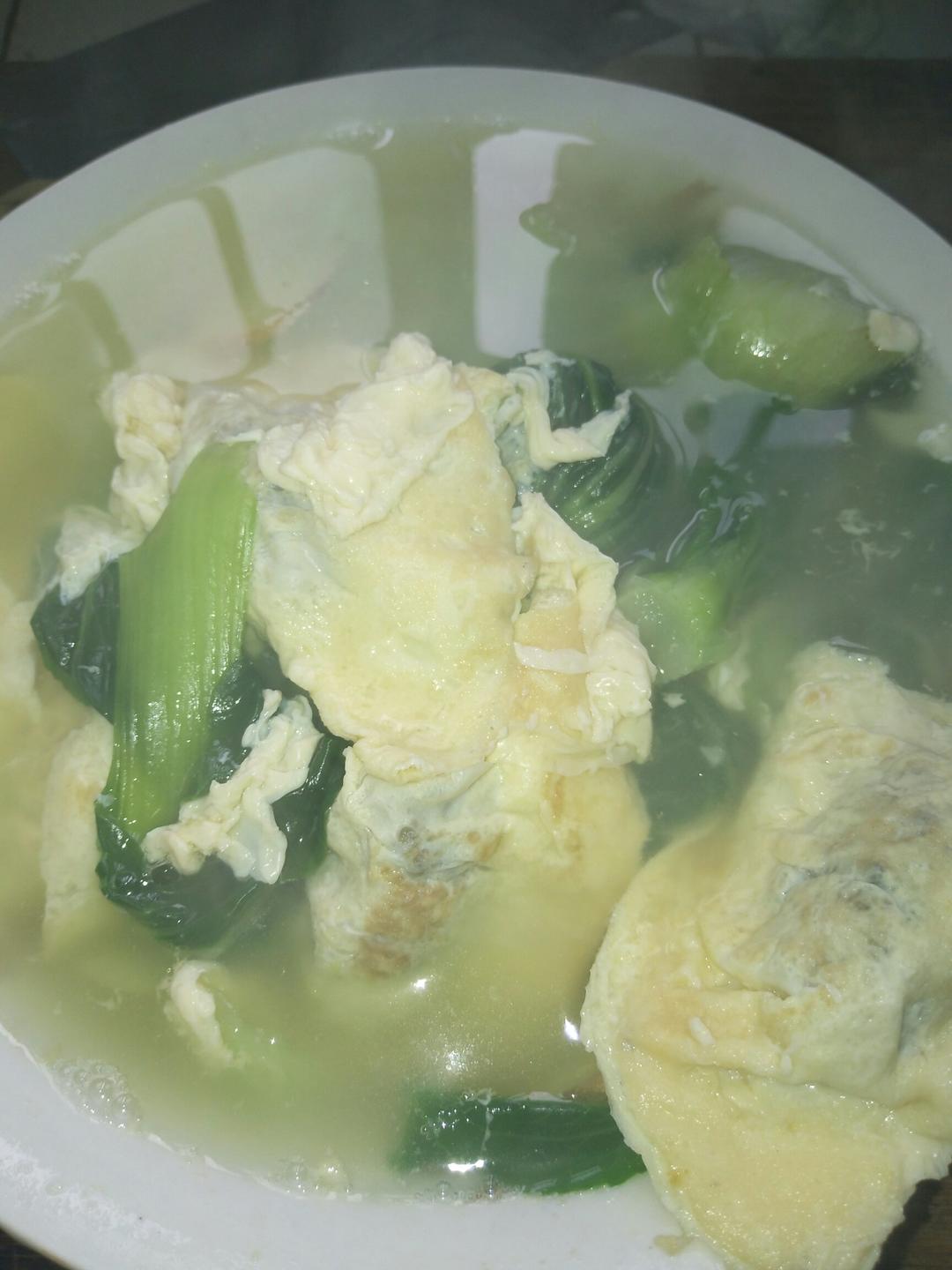 青菜蛋饺汤