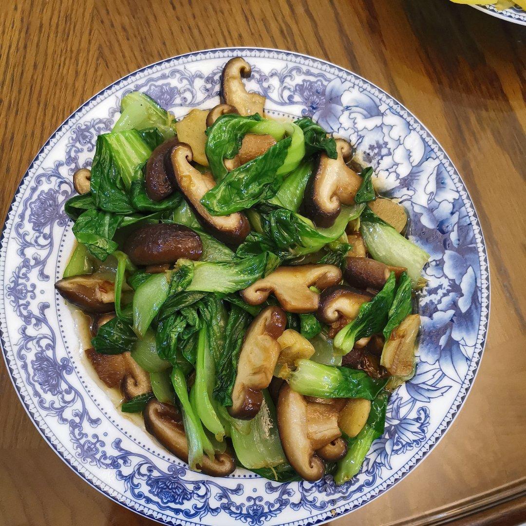 简易版香菇扒油菜
