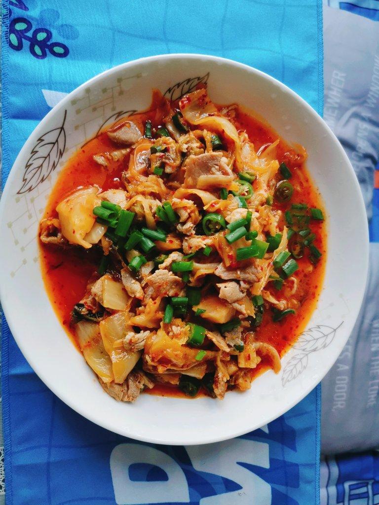 辣白菜炒肉