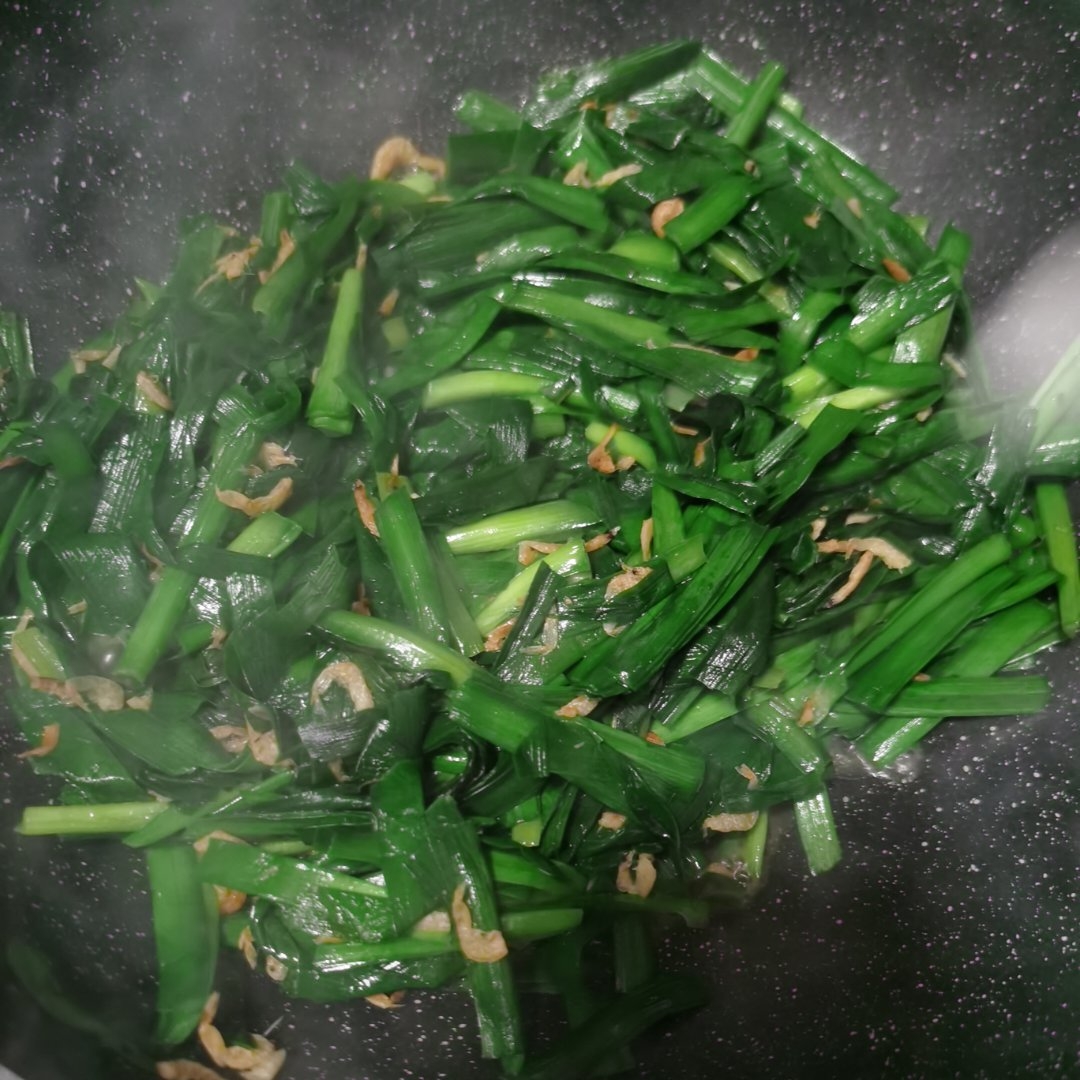 韭菜炒虾米的做法
