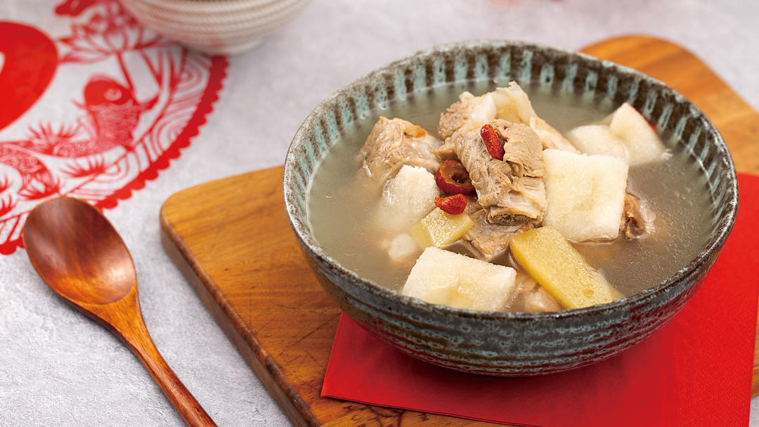 竹荪干贝排骨汤的做法