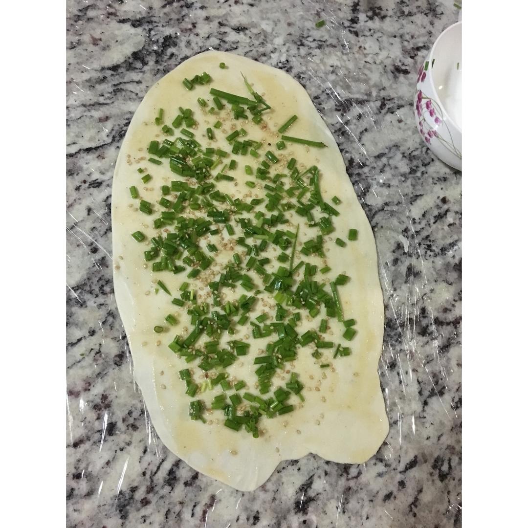 葱油饼（附详细步骤图）