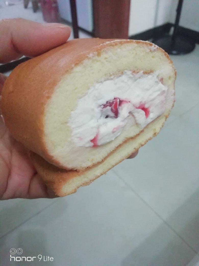 戚风奶油蛋糕卷