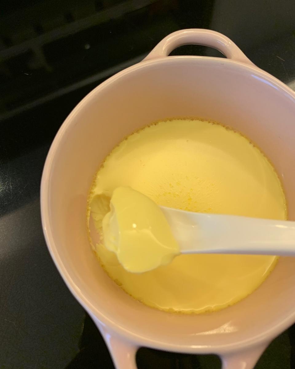 宝宝辅食：奶粉蛋黄布丁