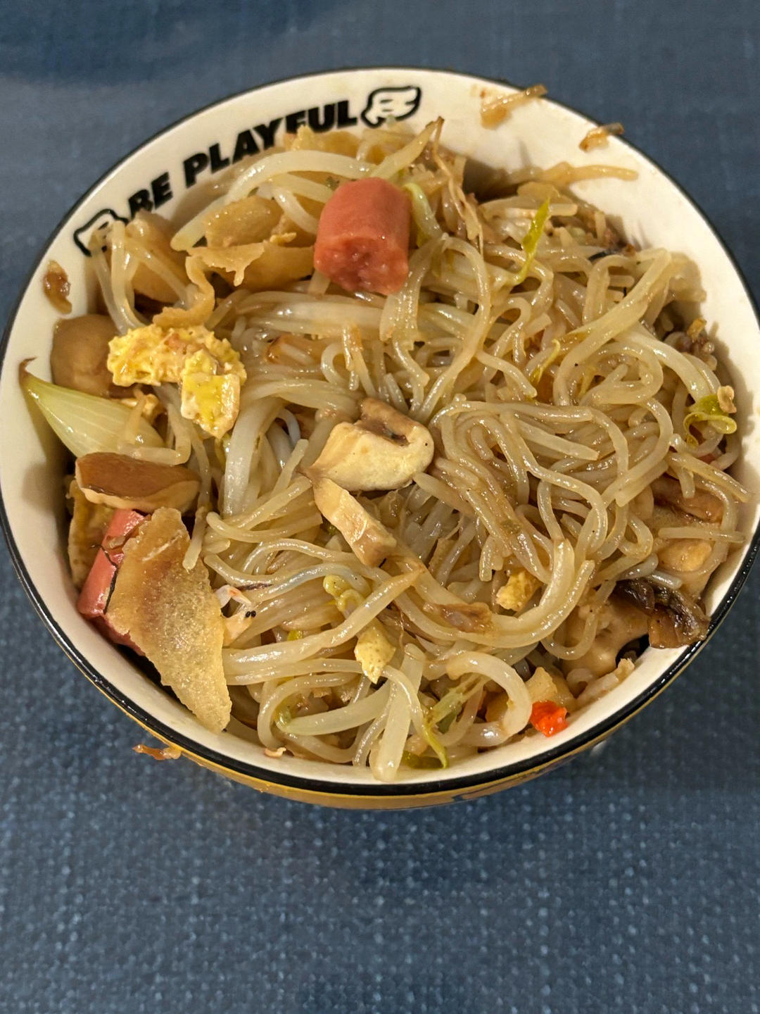 超级下饭的小豆芽炒粉丝