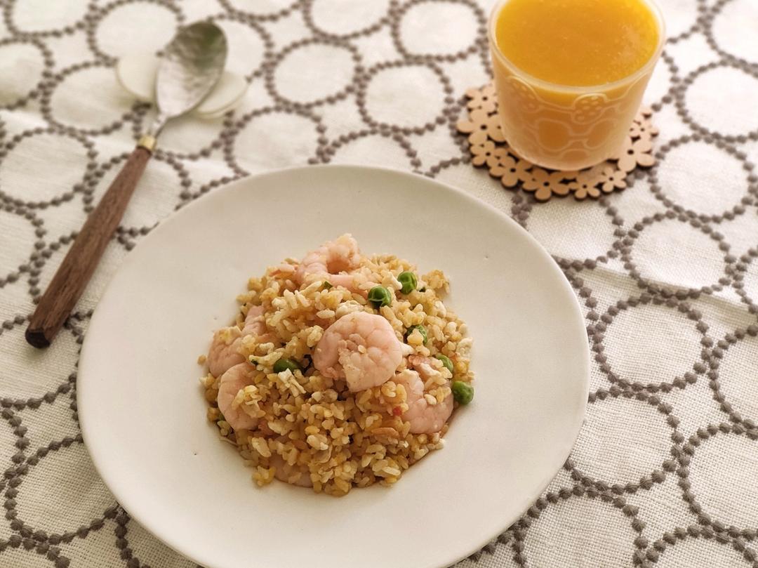 【小高姐】酱油炒饭 普通的炒饭也能做出大厨的味道