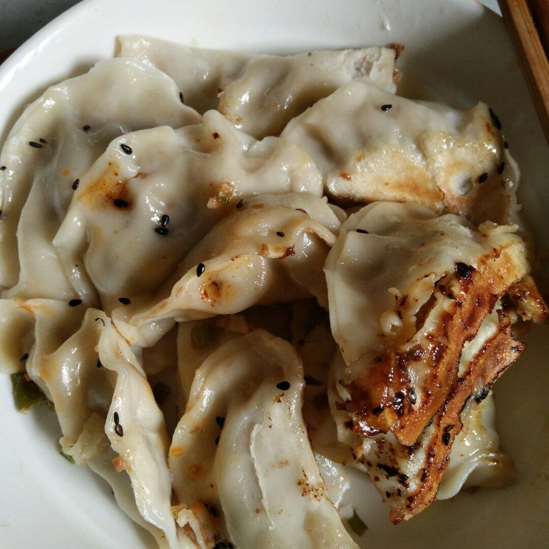 脆底煎饺