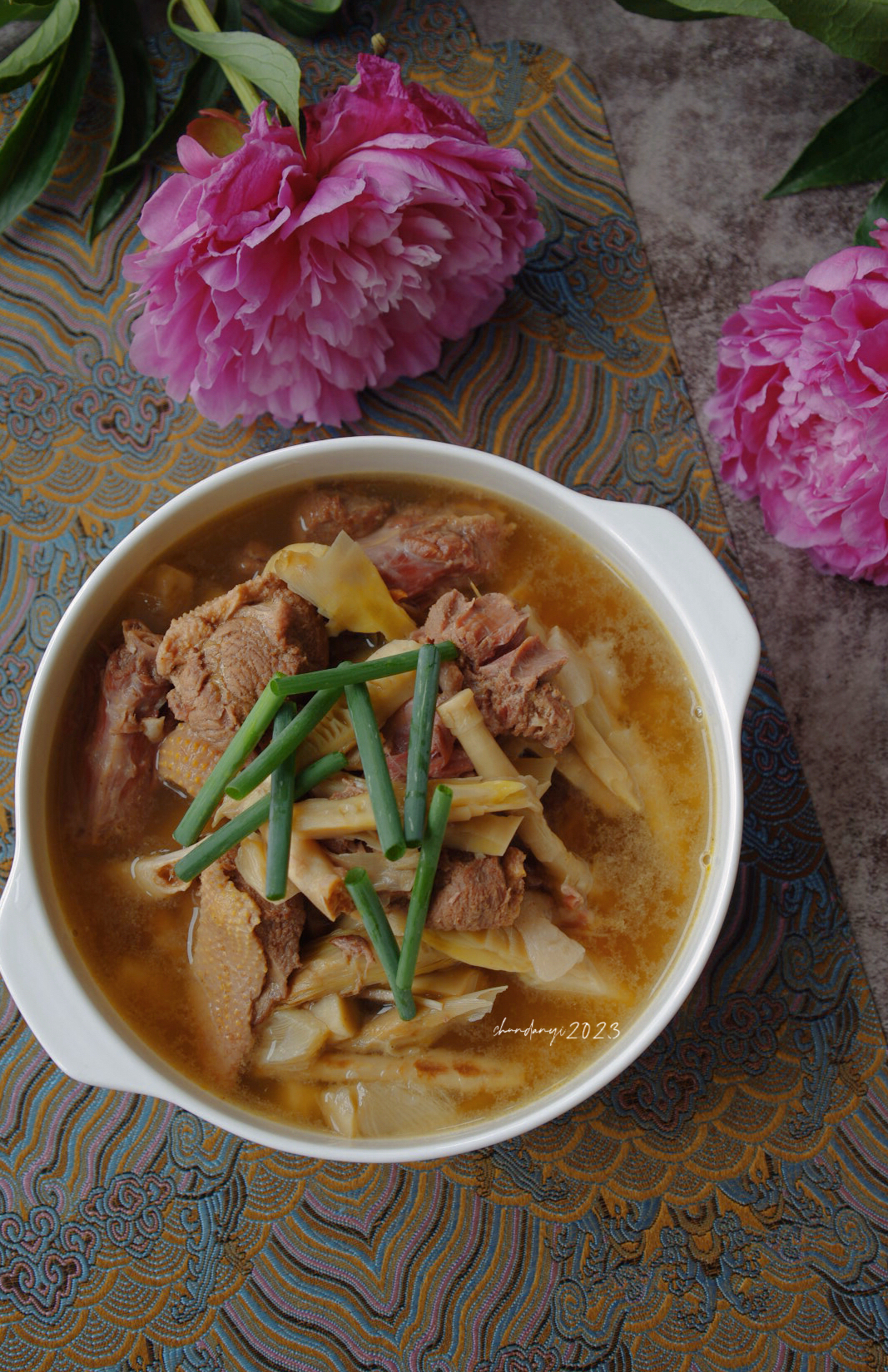 笋干老鸭汤(杭州味道)