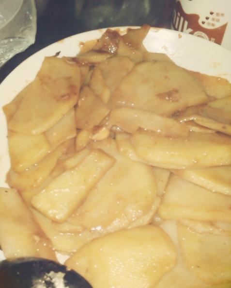 懒人版~单抄土豆片的做法