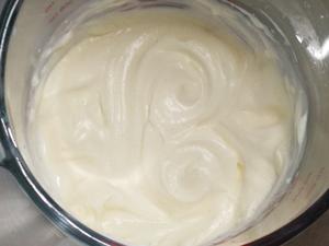 淡奶油打发(超基础、详细图解、30~100g量)的做法 步骤7