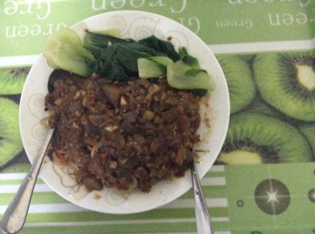 茄子肉丁打卤面