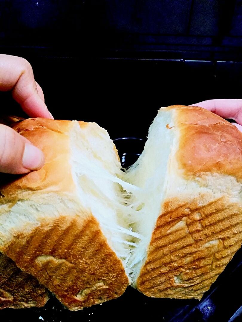 纯奶手撕吐司的做法 步骤1